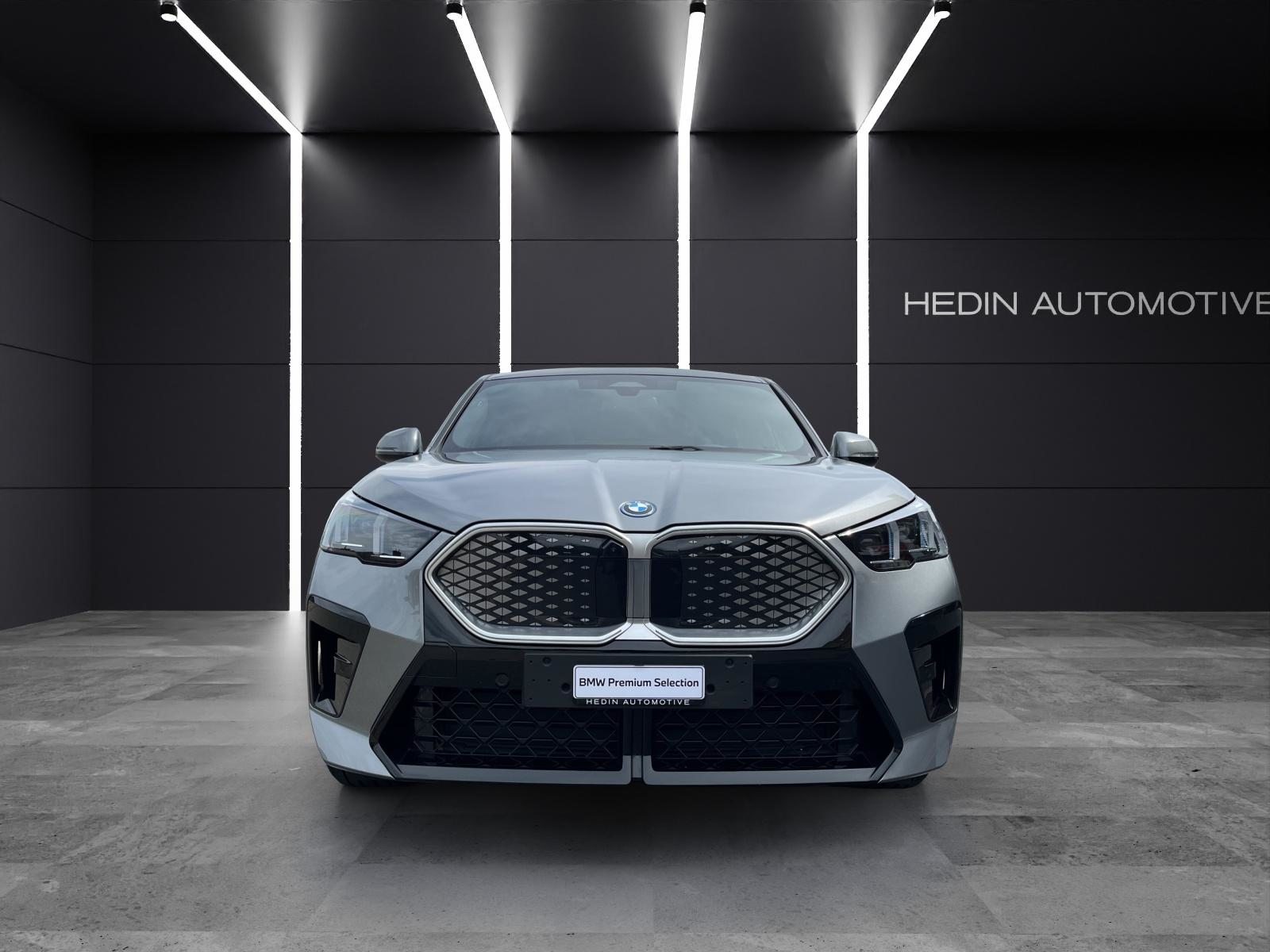 BMW iX2 30 xDrive, Electric, Second hand / Used, Automatic - 7