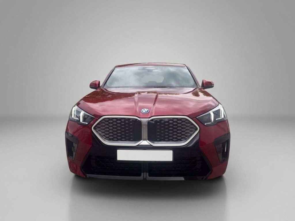 BMW iX2 30 xDrive, Electric, Second hand / Used, Automatic - 2