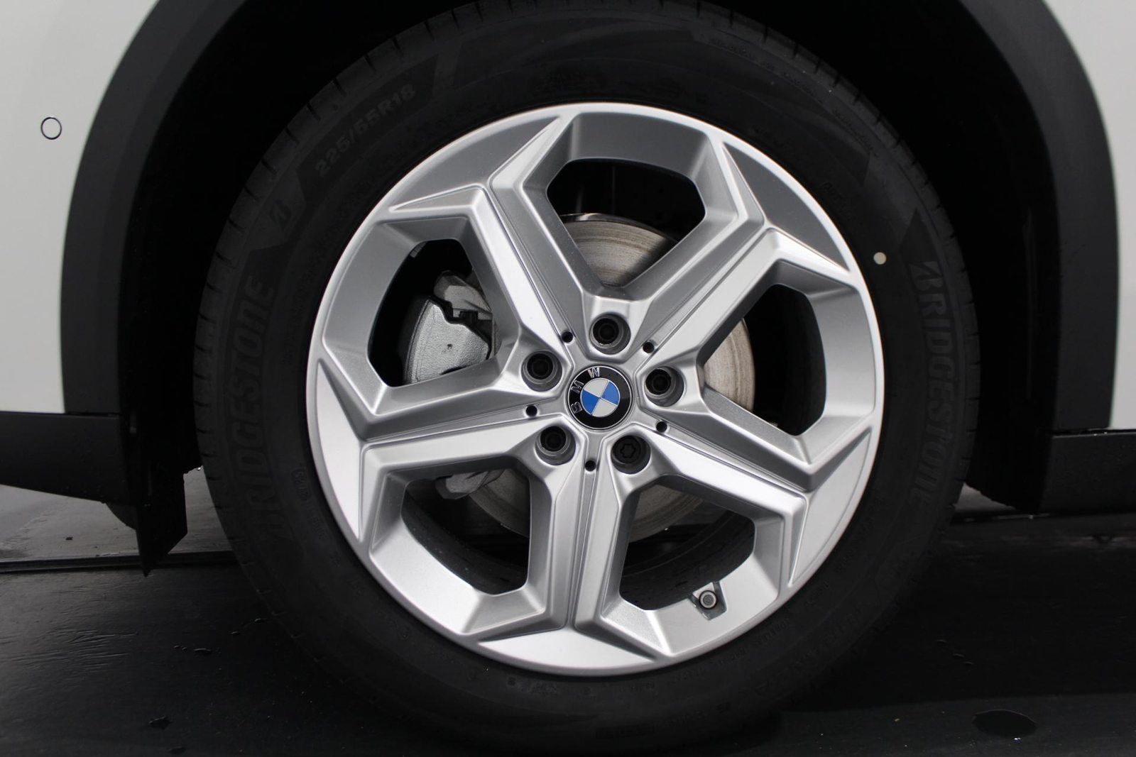 BMW iX2 20 eDrive, Electric, Ex-demonstrator, Automatic - 4