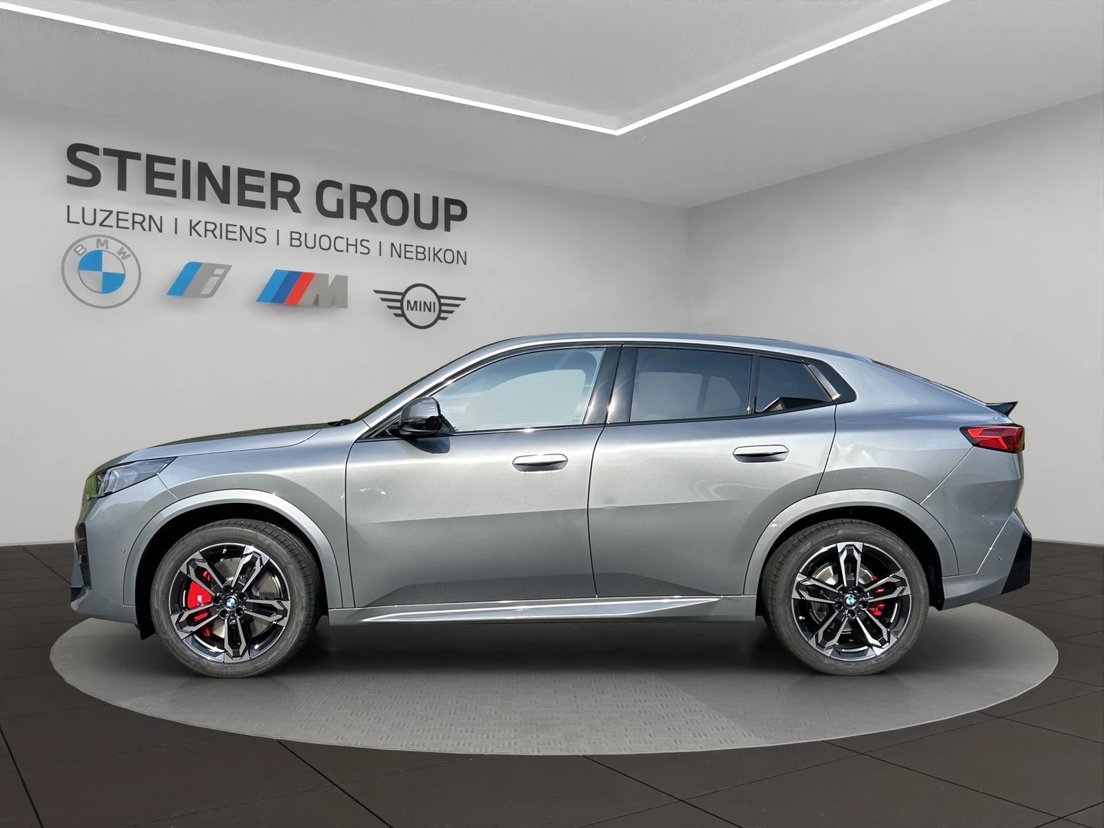 BMW iX2 30 M Sport Pro, Elektro, Vorführwagen, Automat - 4