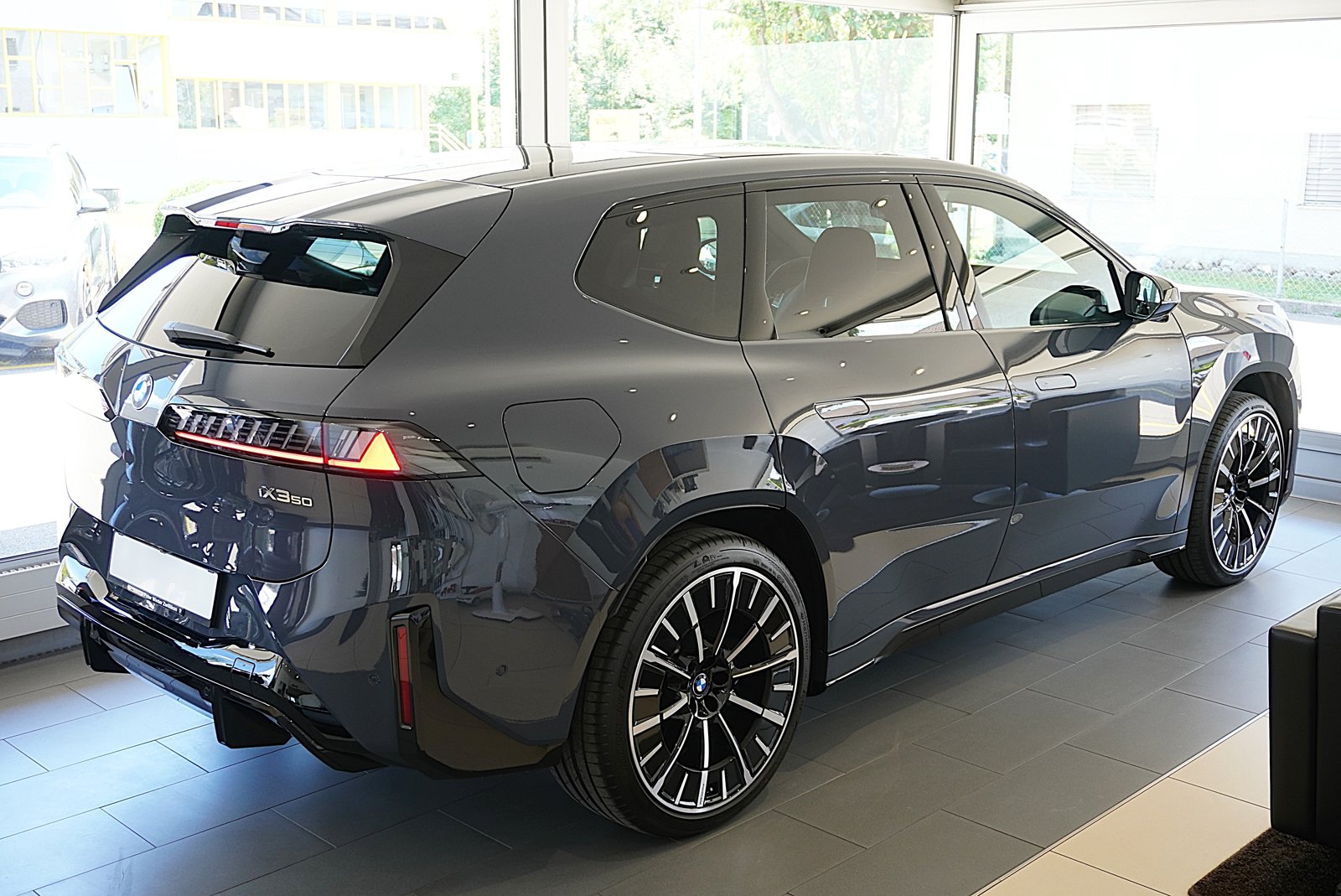 BMW iX3 50 M Sport Pro, Électrique, Occasion / Utilisé, Automatique - 5