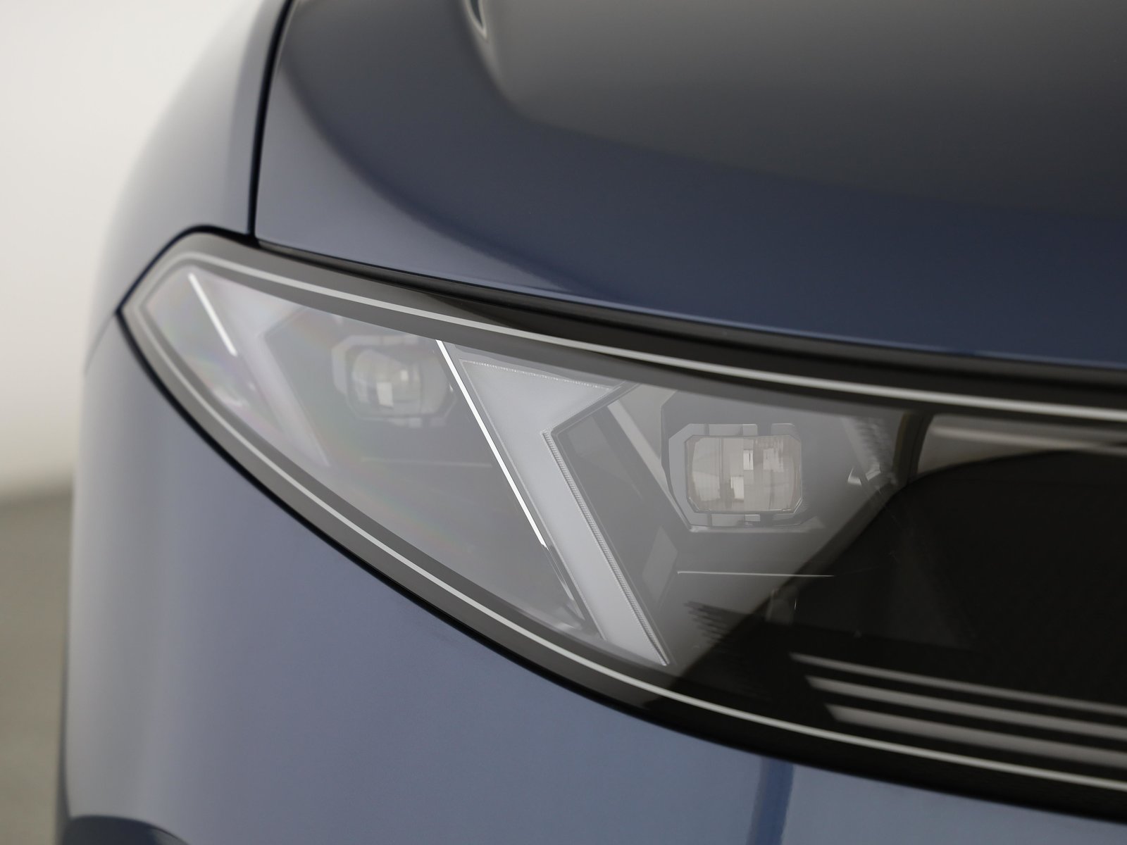 BMW iX3 50, New car, Automatic - 6