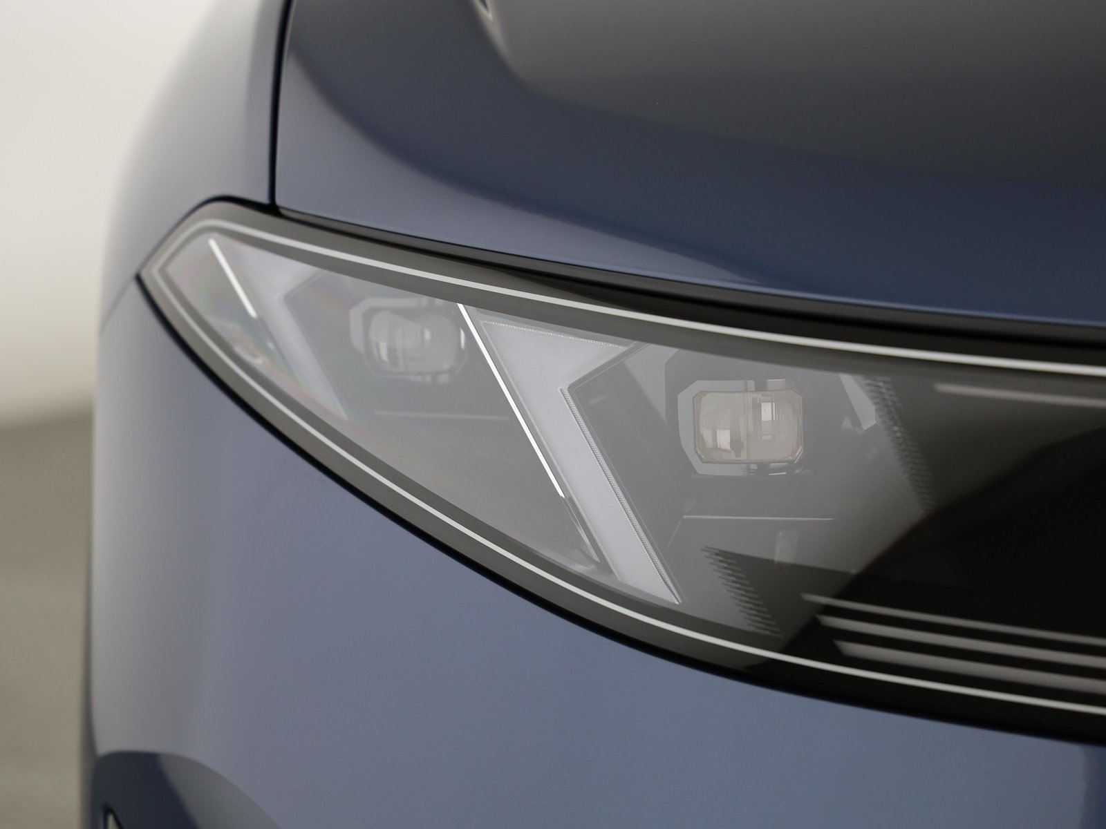 BMW iX3 50, New car, Automatic - 6