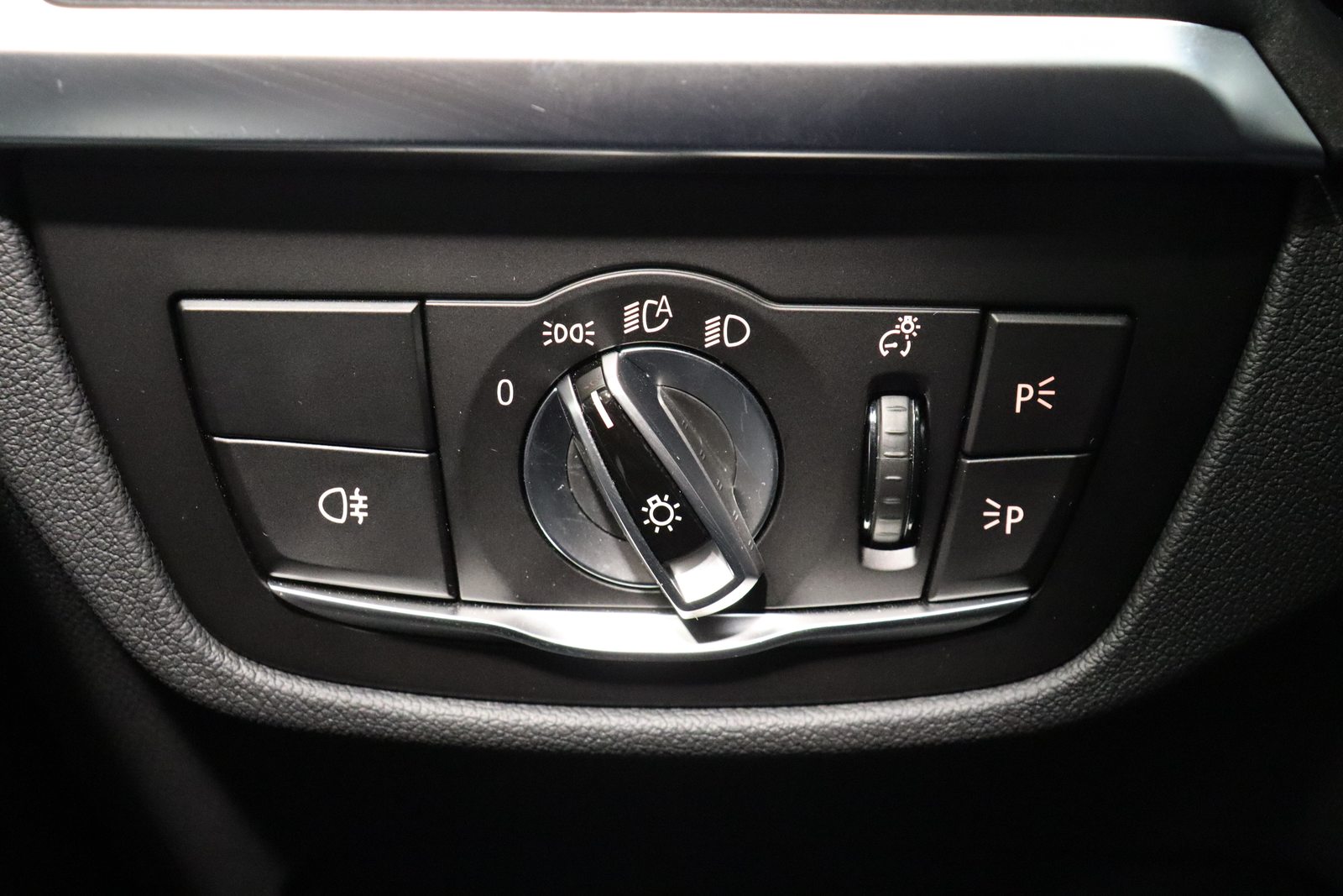 BMW iX3 E-Motor, Électrique, Occasion / Utilisé, Automatique - 3