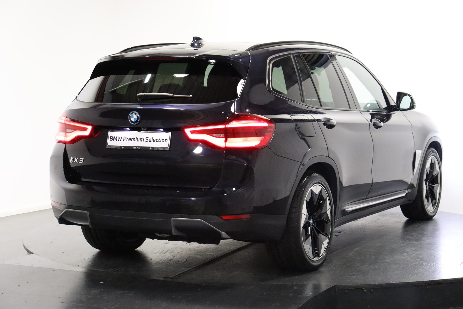 BMW iX3 E-Motor, Électrique, Occasion / Utilisé, Automatique - 3
