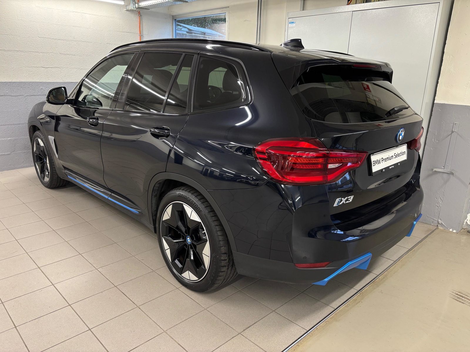 BMW iX3 E-Motor, Elektro, Occasion / Gebraucht, Automatik - 5