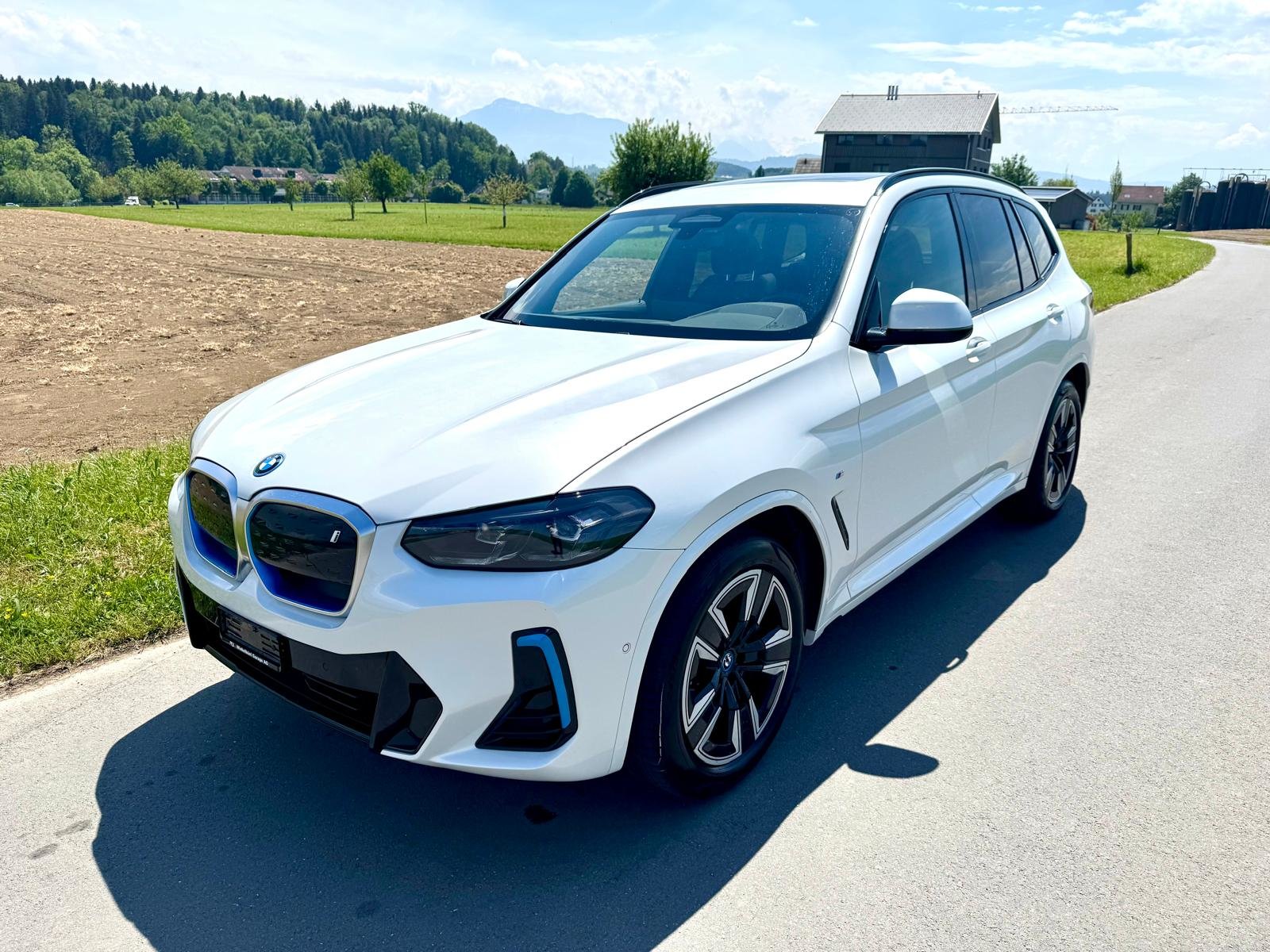 BMW iX3 Inspiring M-Paket