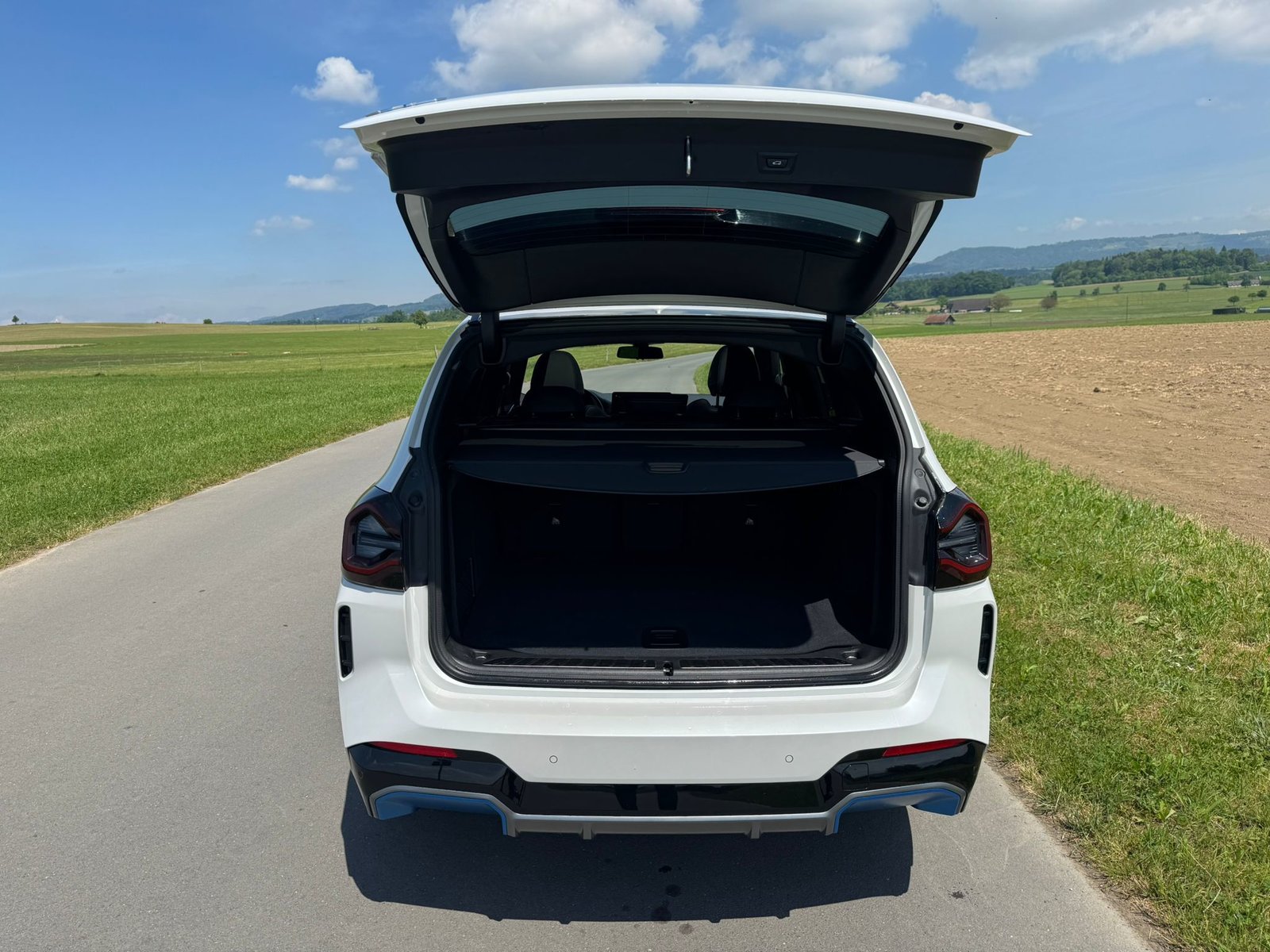 BMW iX3 Inspiring M-Paket, Électrique, Occasion / Utilisé, Automatique - 6
