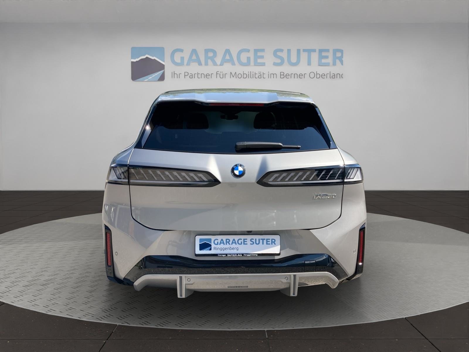 BMW iX3 50 xDrive, Elektro, Occasion / Gebraucht, Automatik - 4