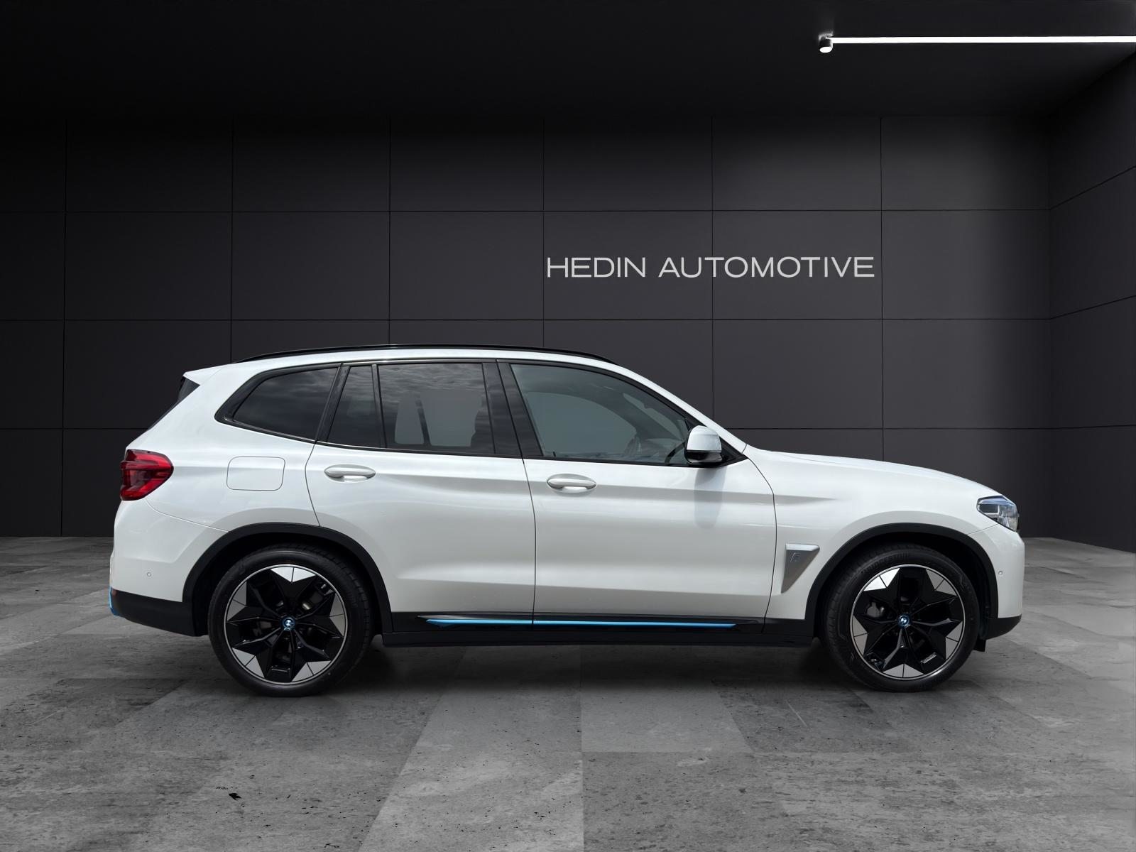 BMW iX3, Elektro, Occasion / Gebraucht, Automatik - 7