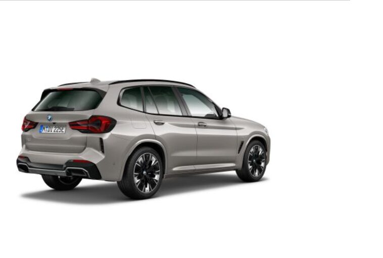 BMW iX3 M Sport IMPRESSIVE G08, Elektro, Occasion / Gebraucht, Automatik - 2
