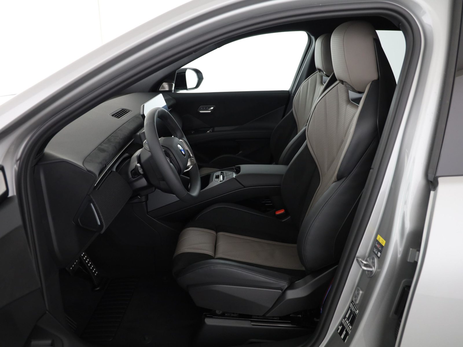 BMW iX3 50 xDrive, Electric, Ex-demonstrator, Automatic - 5