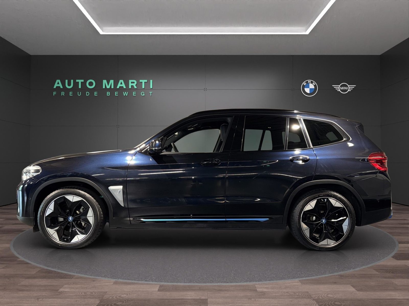 BMW iX3 Impressive, Electric, Second hand / Used, Automatic - 2