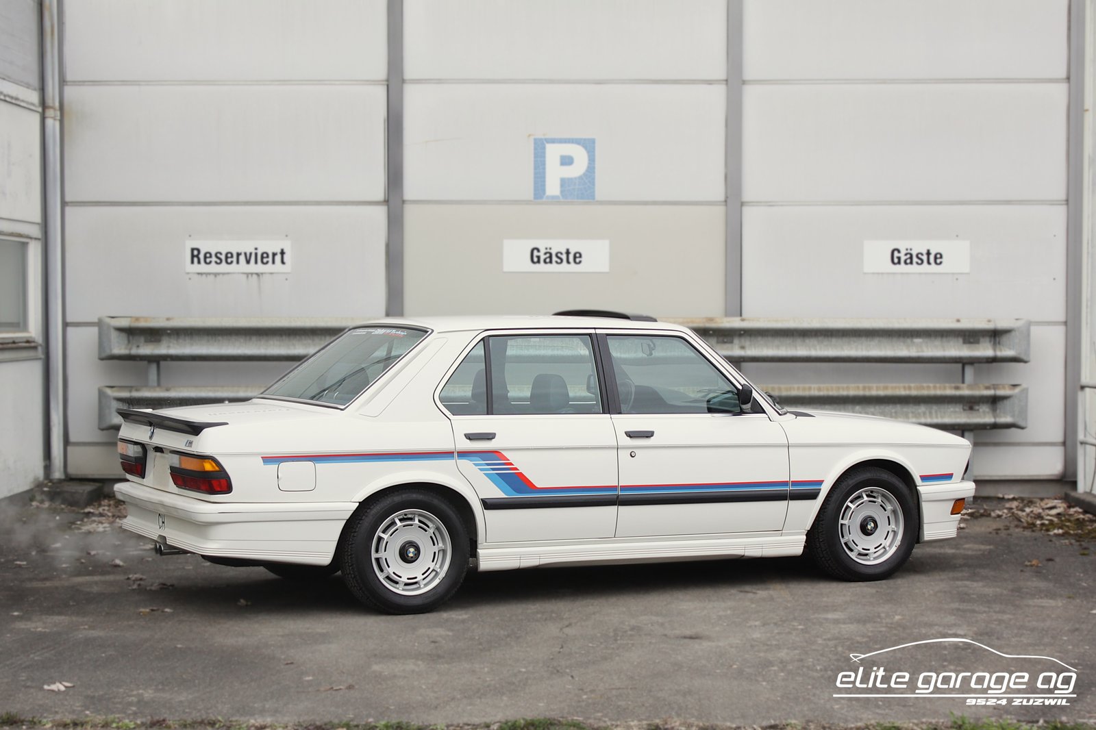 BMW M 535i HANDSCHALTER AUS 1. HAND, Essence, Voiture de collection, Manuelle - 5