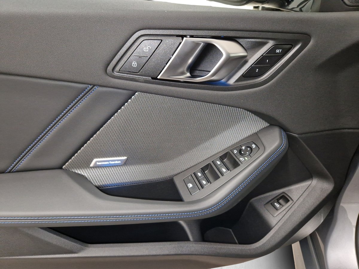 BMW M135 M Sport Pro, Benzin, Neuwagen, Automatik - 6