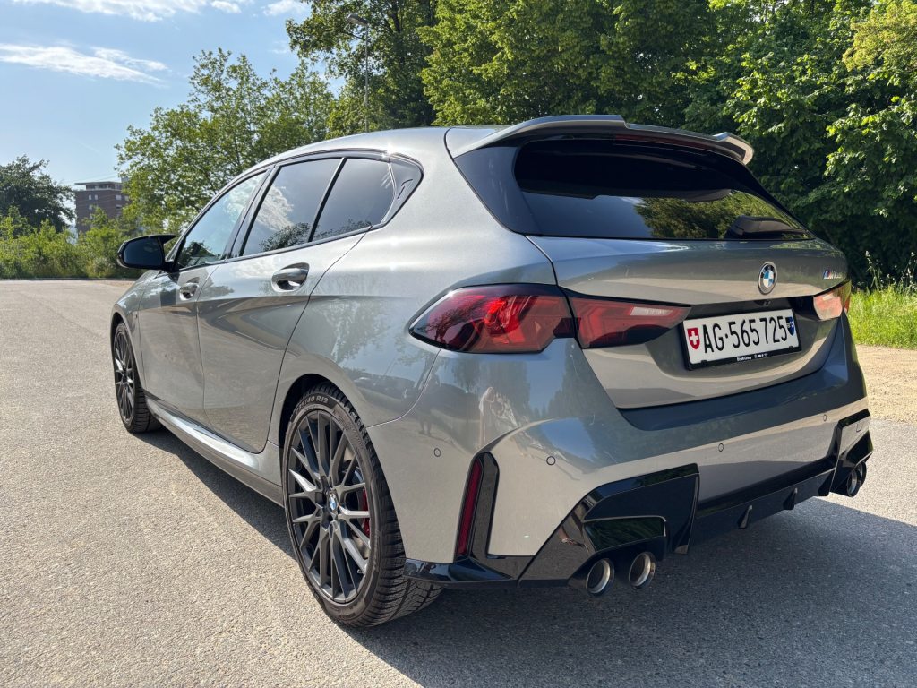 BMW M135 M135i xDrive, Benzin, Occasion / Gebraucht, Automatik - 2