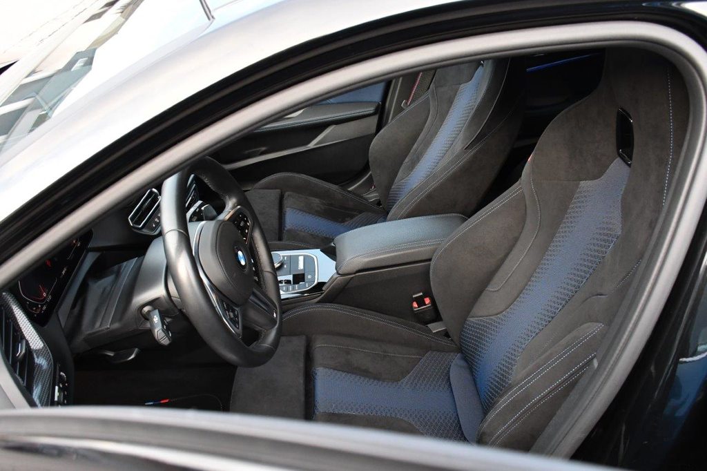 BMW M135i, Essence, Occasion / Utilisé, Automatique - 6