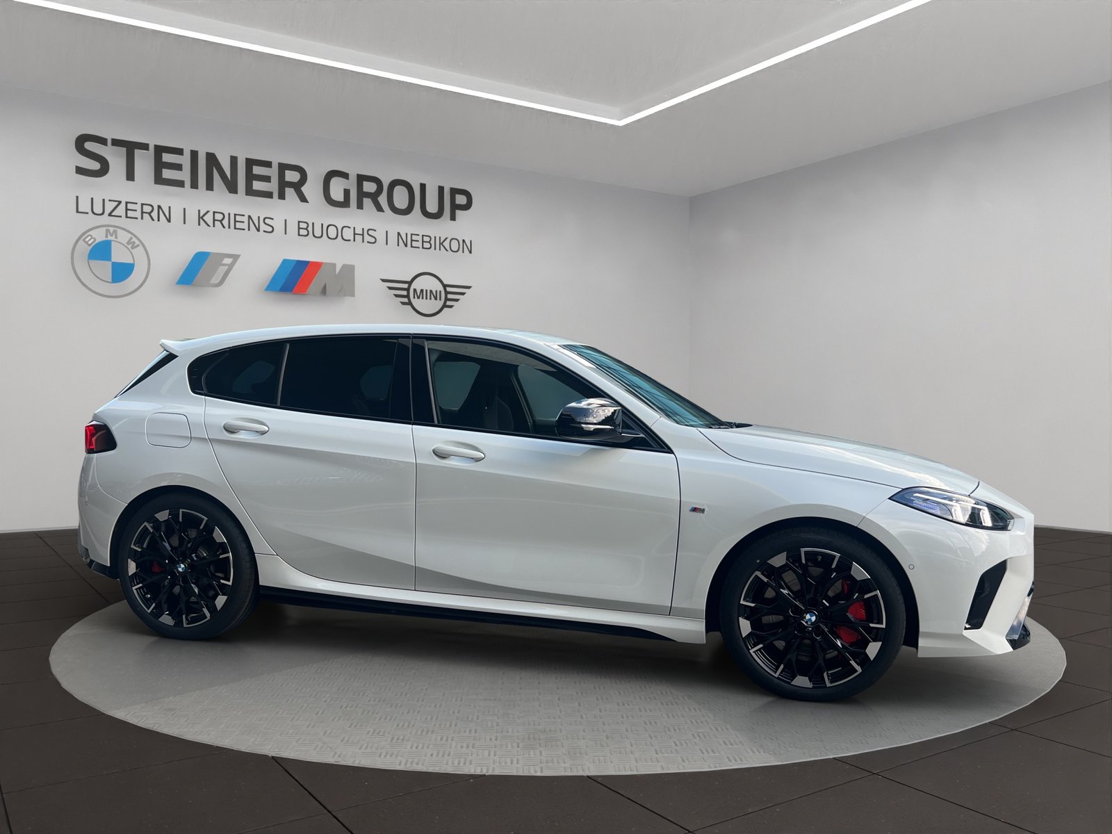 BMW M135 M Sport Pro, Benzin, Occasion / Gebraucht, Automatik - 5