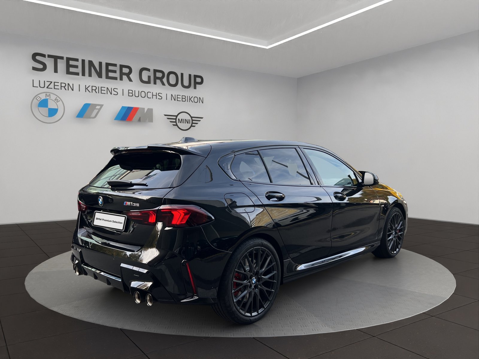 BMW M135 M Sport Pro, Benzin, Occasion / Gebraucht, Automatik - 7