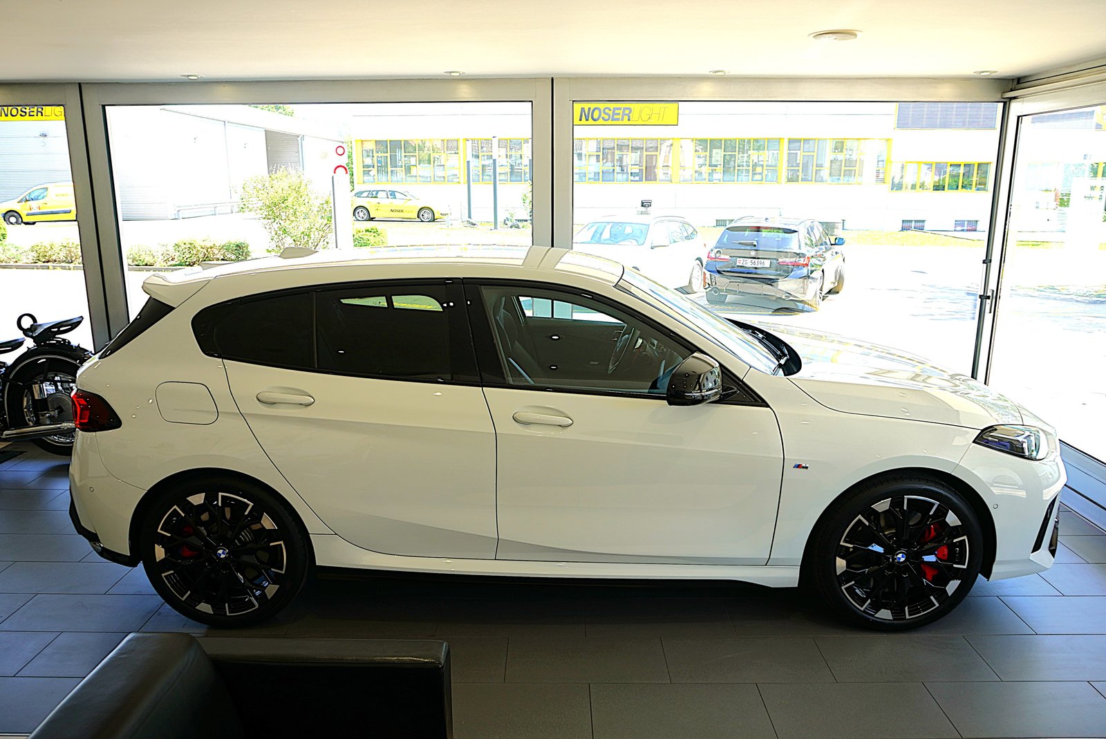 BMW M135 M Sport Pro, Benzin, Occasion / Gebraucht, Automatik - 4