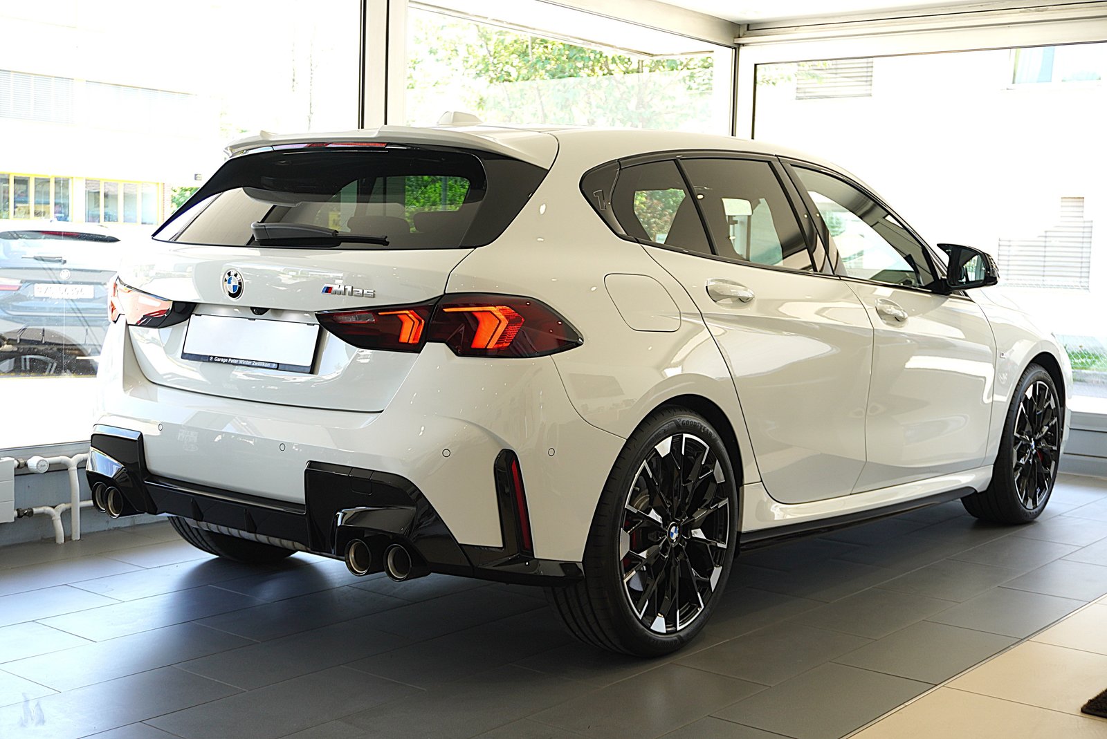 BMW M135 M Sport Pro, Benzin, Occasion / Gebraucht, Automatik - 5