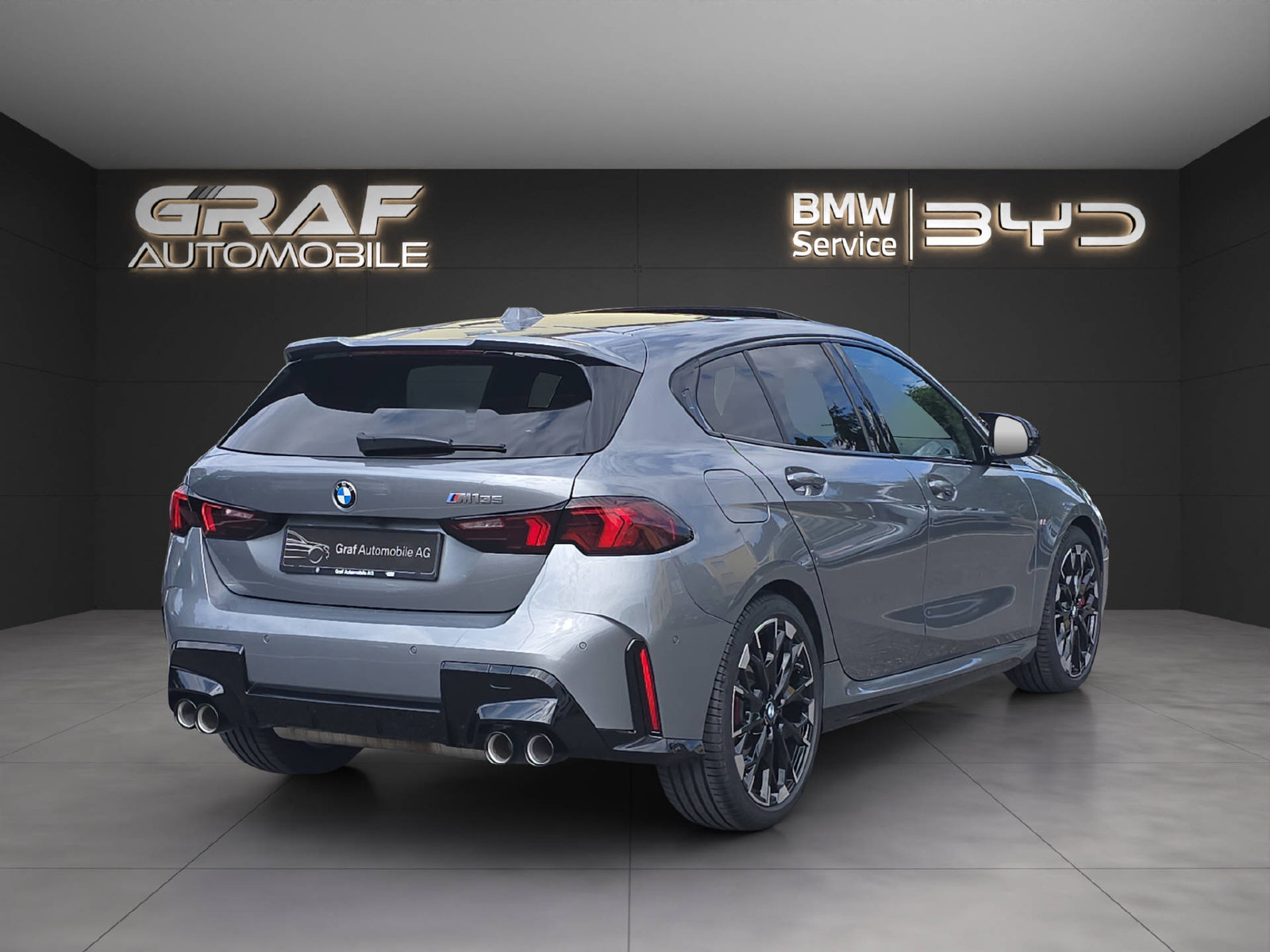 BMW M135  M Sport PRO ** 5 Jahre GARANTIE // 80'350 CHF Neupreis, Petrol, Second hand / Used, Automatic - 5