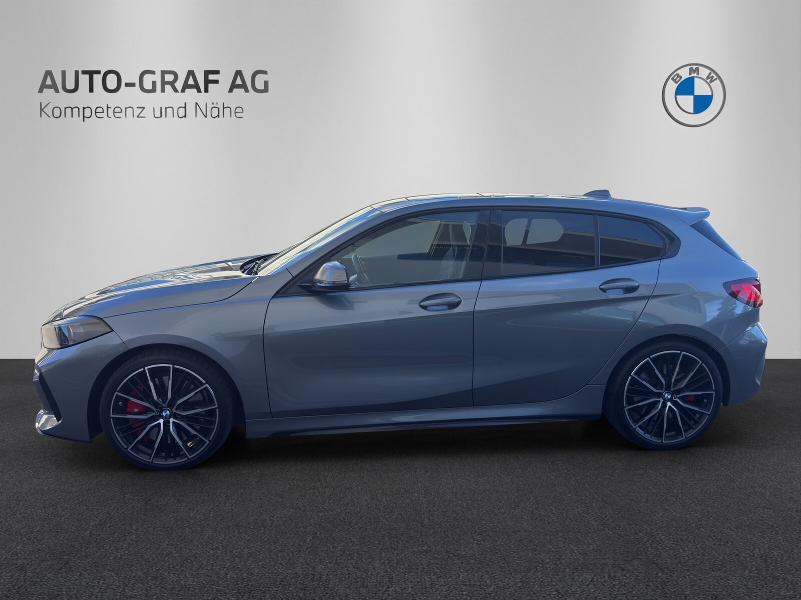 BMW 1er Reihe F40 M135i xDrive, Benzin, Occasion / Gebraucht, Automatik - 2