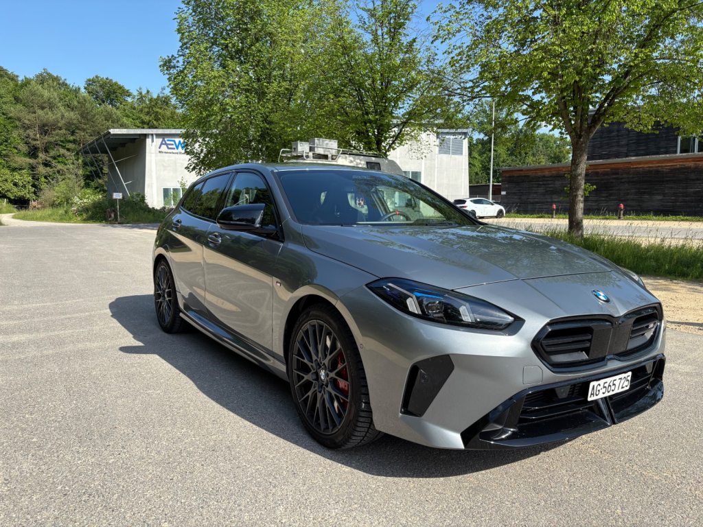 BMW M135 M135i xDrive