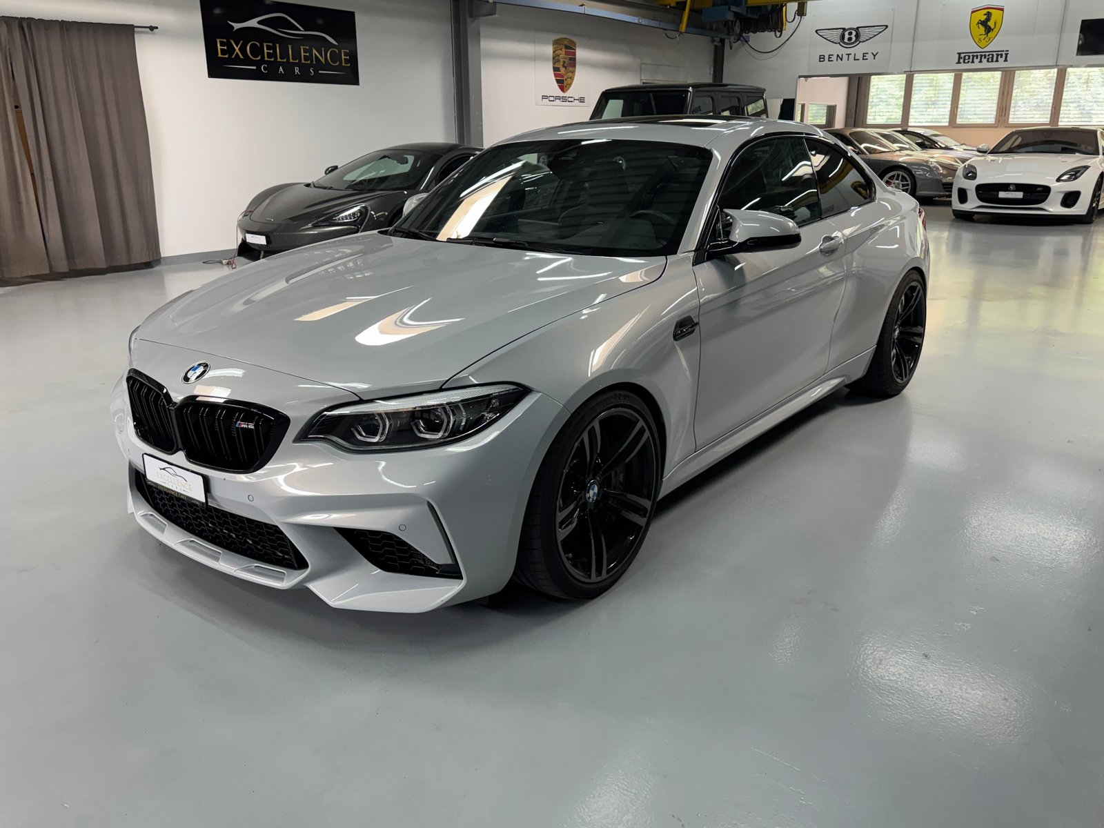 BMW M2 Competition Drivelogic