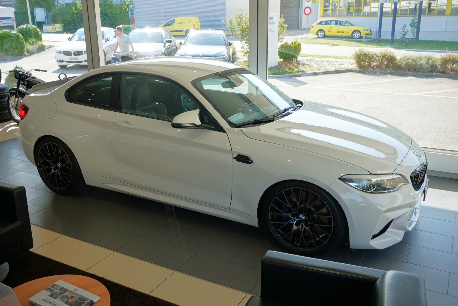 BMW M2 Competition Drivelogic, Benzin, Occasion / Gebraucht, Automatik - 3