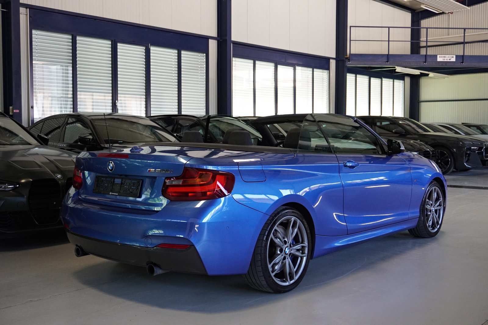 BMW M235i // ESTORILBLAU II //, Benzin, Occasion / Gebraucht, Handschaltung - 4