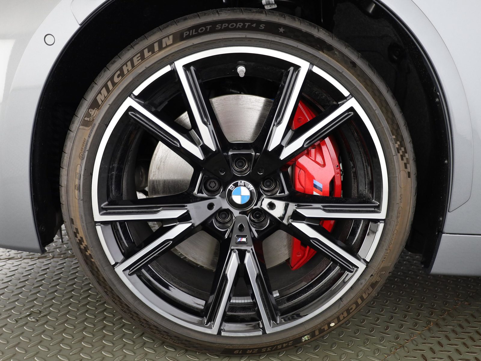 BMW M240i xDrive Coupé, Mild-Hybrid Petrol/Electric, New car, Automatic - 4