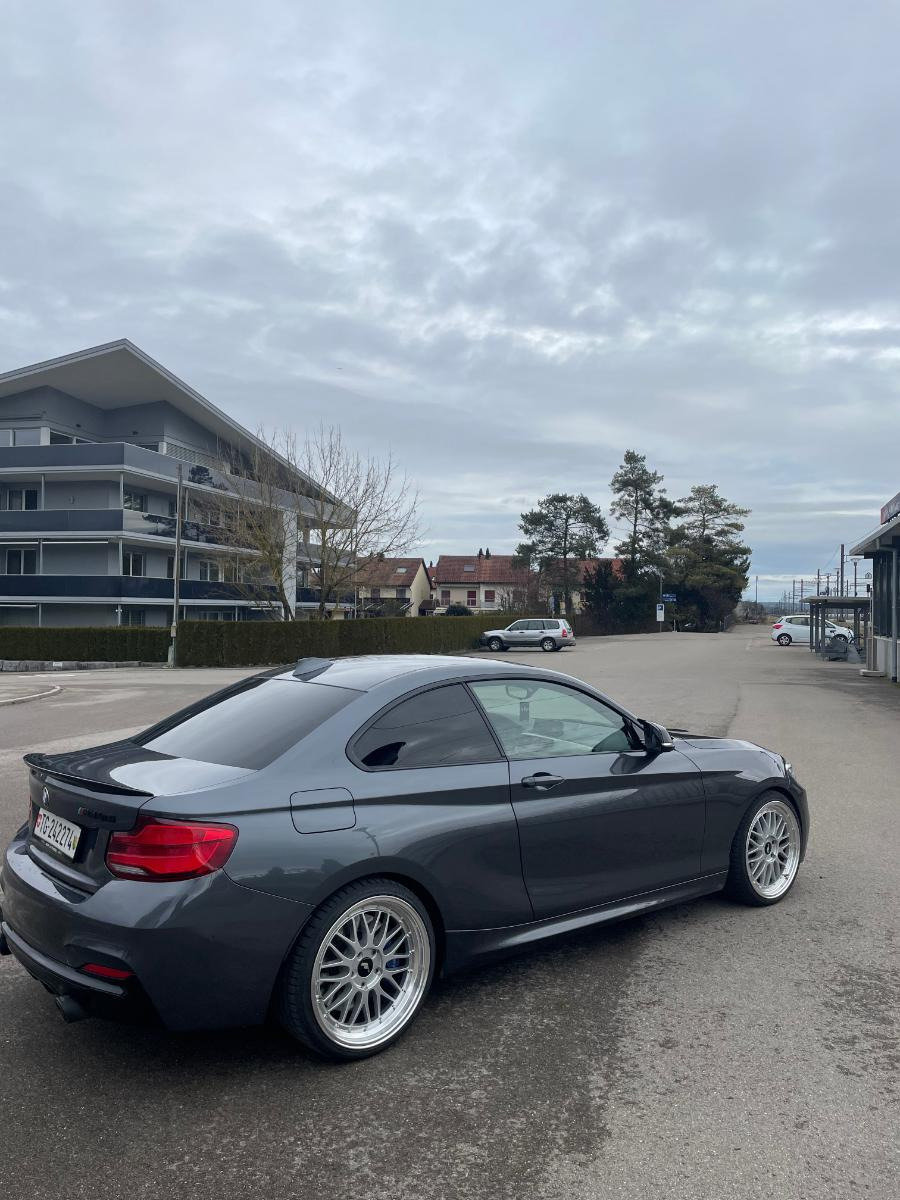 BMW 2er Reihe F22 Coupé M240i