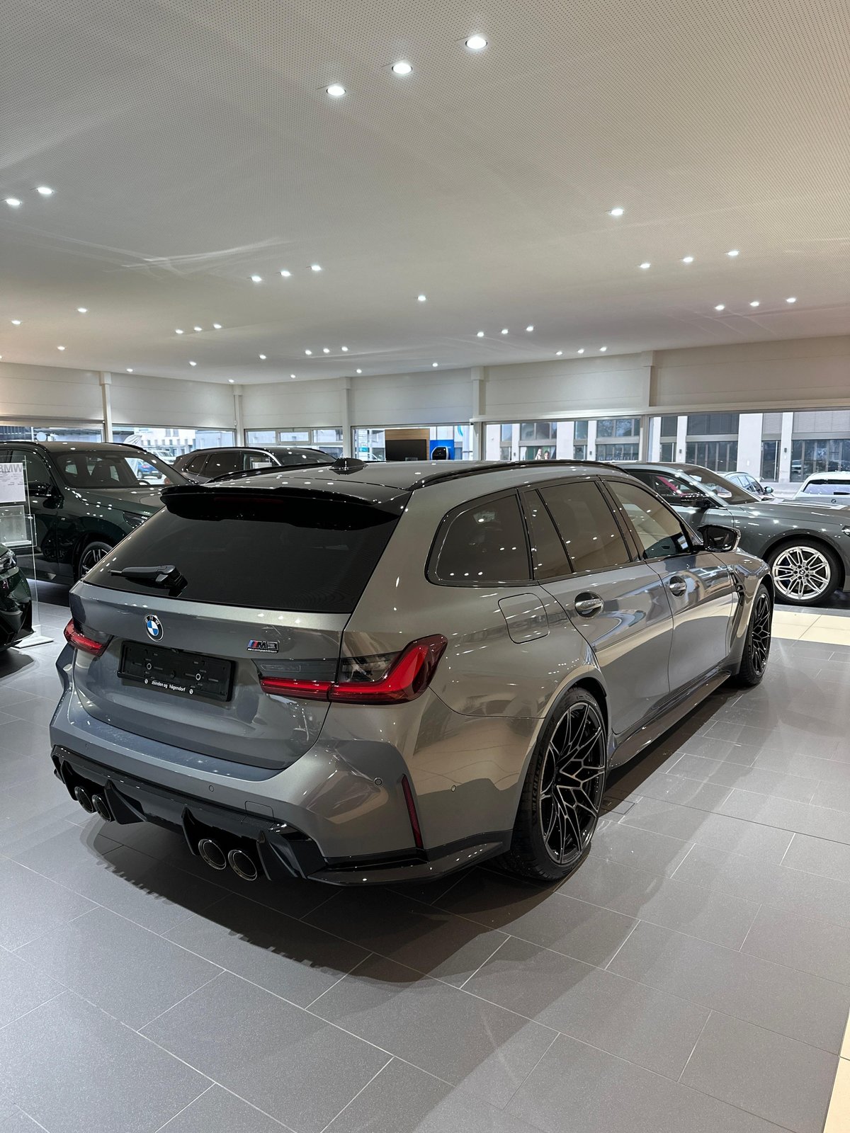 BMW M3 Competition M Touring Individual *STRATUSGRAU, Essence, Voiture nouvelle, Automatique - 6