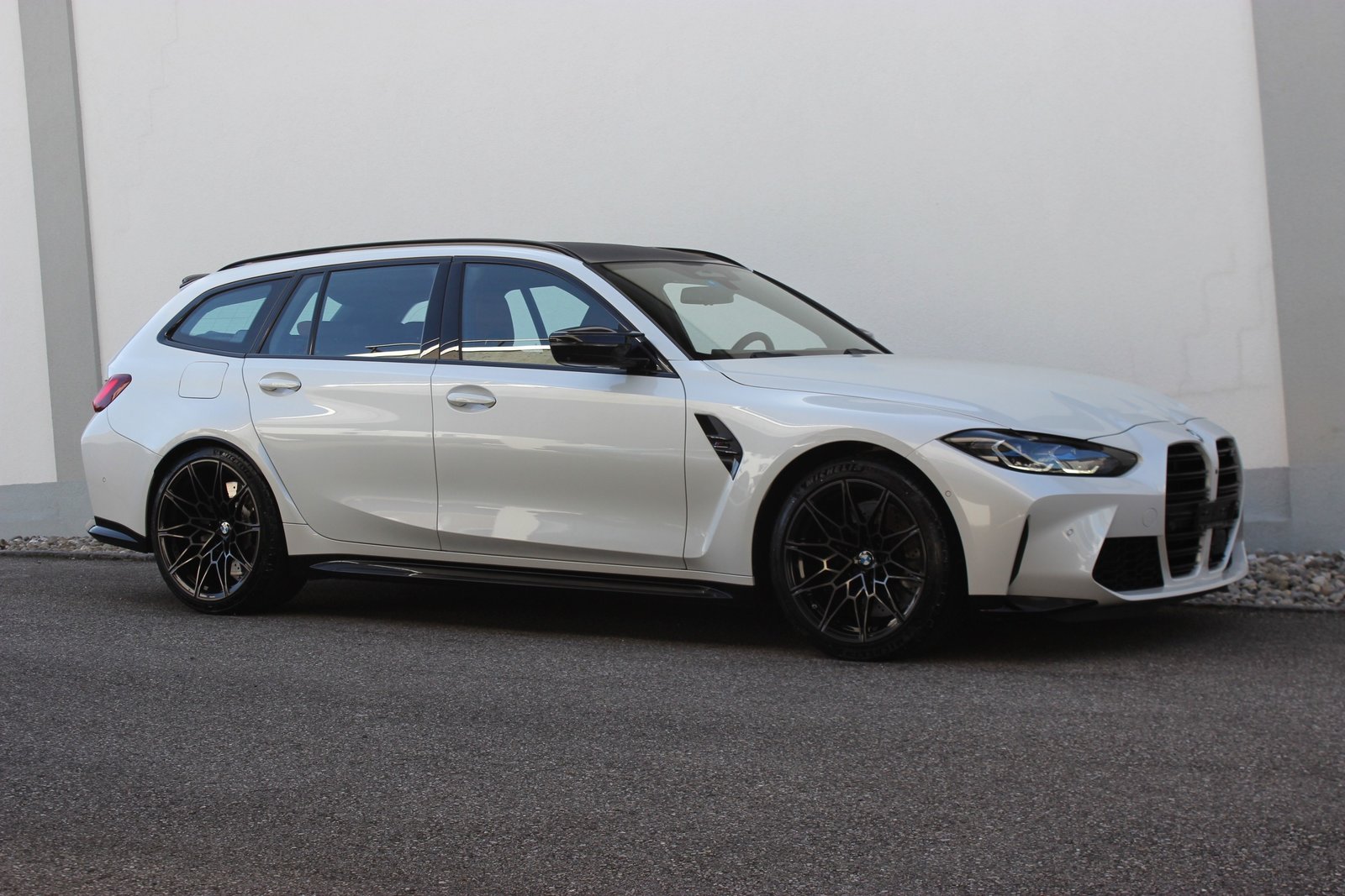 BMW M3 Competition M Touring Individual *MINERALWEISS, Petrol, Second hand / Used, Automatic - 5