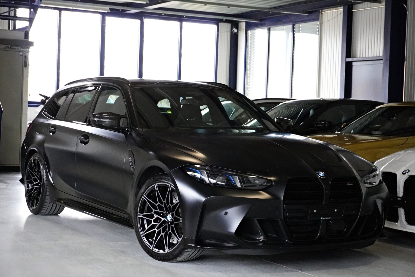 BMW M3 Touring Competition M // SONDERLACKIERUNG FROZ