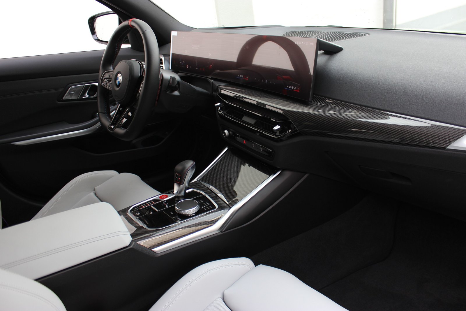 BMW M3 Competition M Touring Individual *JAVAGRÜN ME, Essence, Occasion / Utilisé, Automatique - 2