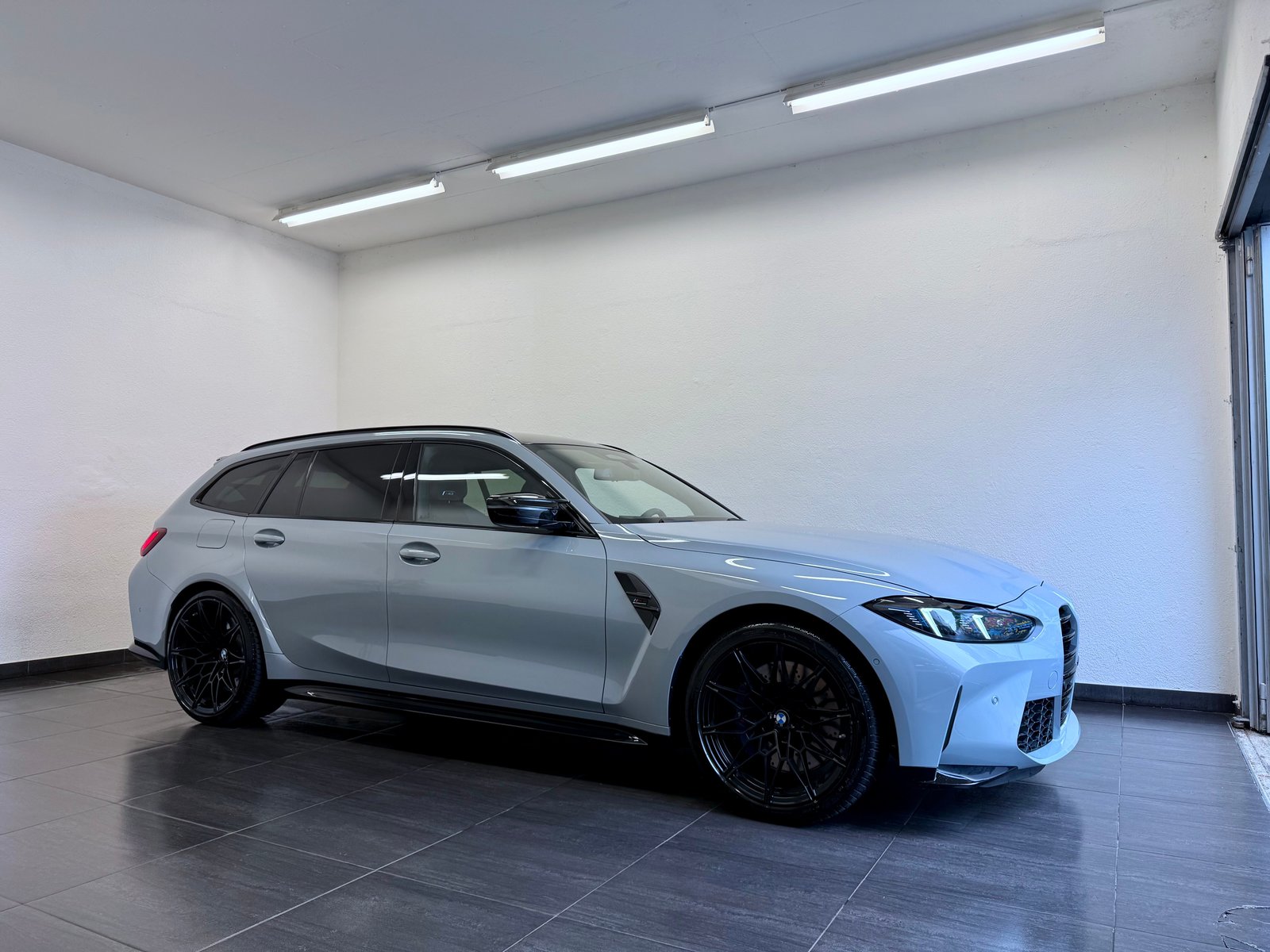 BMW M3 Touring Competition M LCI 530 PS Brooklyn Grey