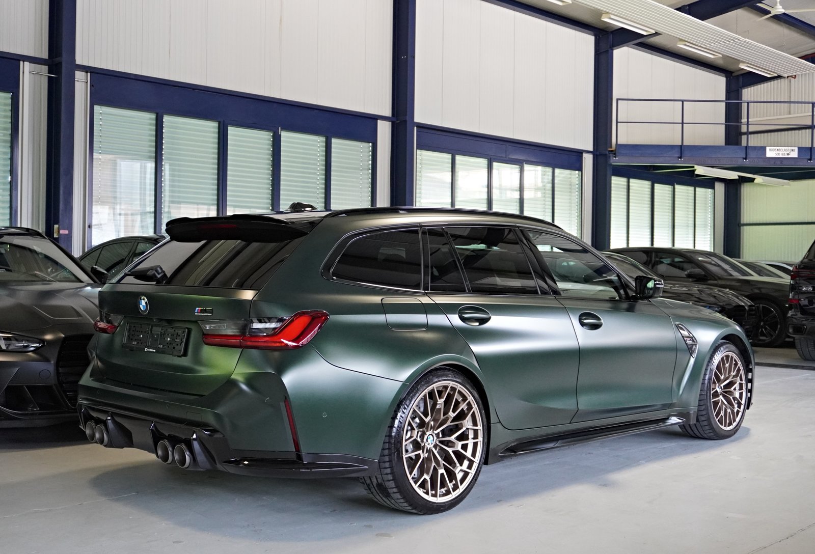 BMW M3 Touring Competition M // SONDERLACKIERUNG FROZ, Benzina, Occasioni / Usate, Automatico - 4