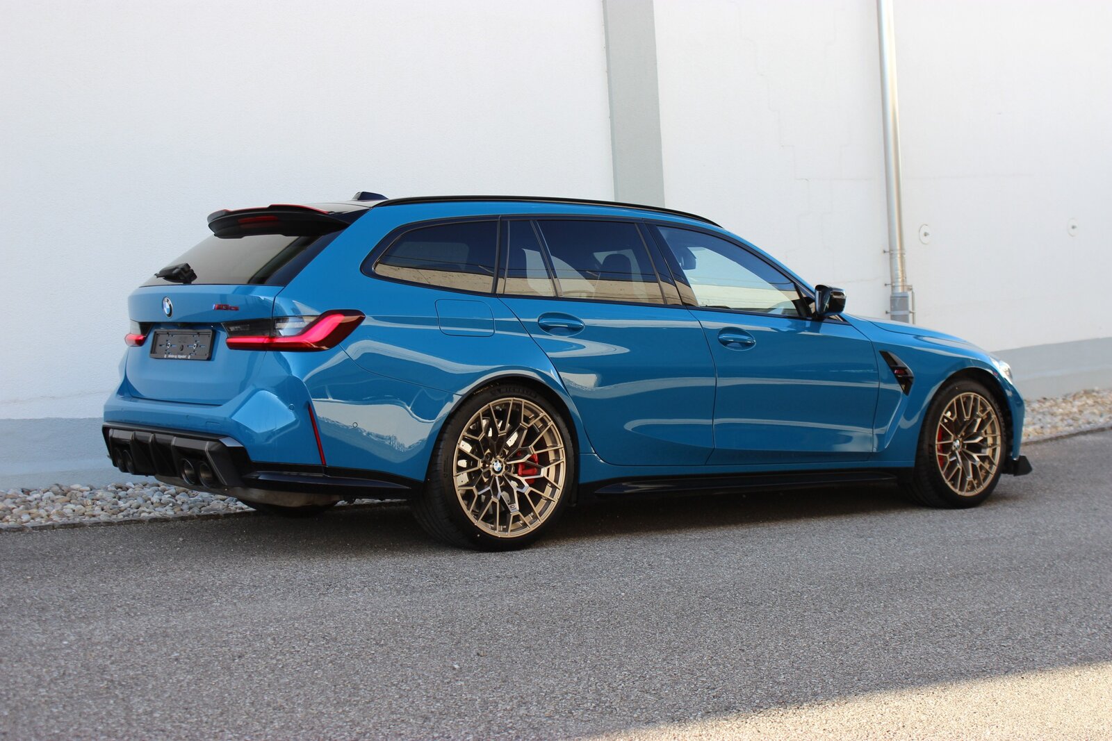 BMW M3 CS Touring Individual *LAGUNA SECA BLAU* 1.88-LEASING
