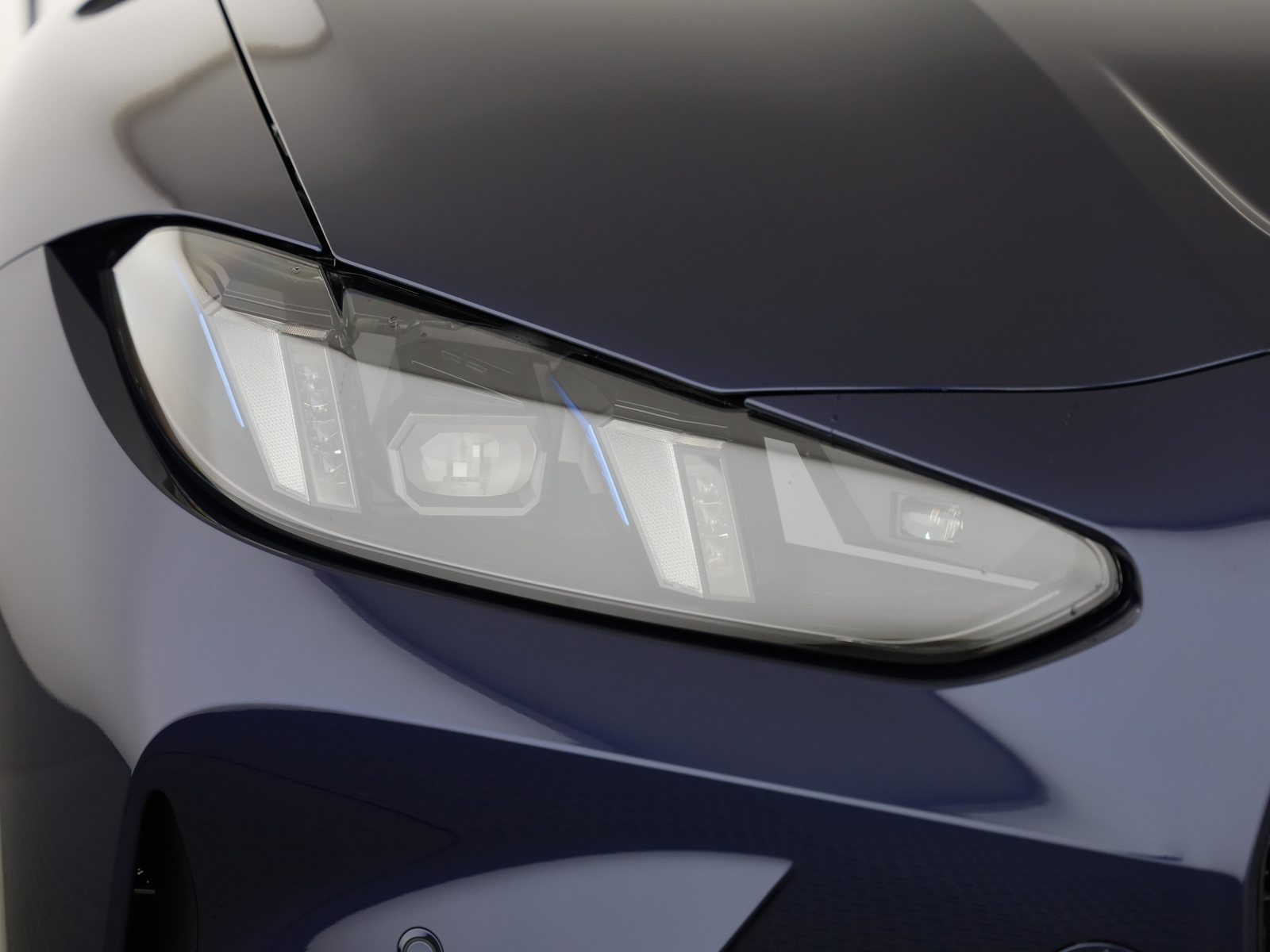 BMW M3 Competition xDrive, Essence, Voiture nouvelle, Automatique - 6