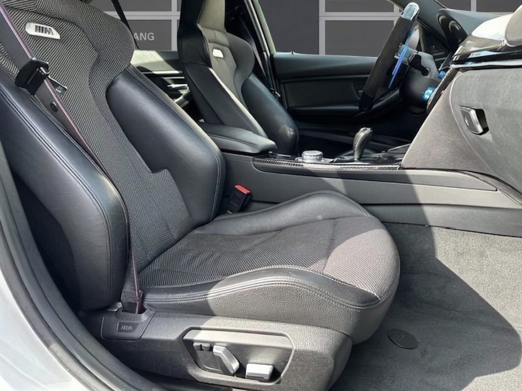 BMW M3 Drivelogic, Essence, Occasion / Utilisé, Automatique - 6