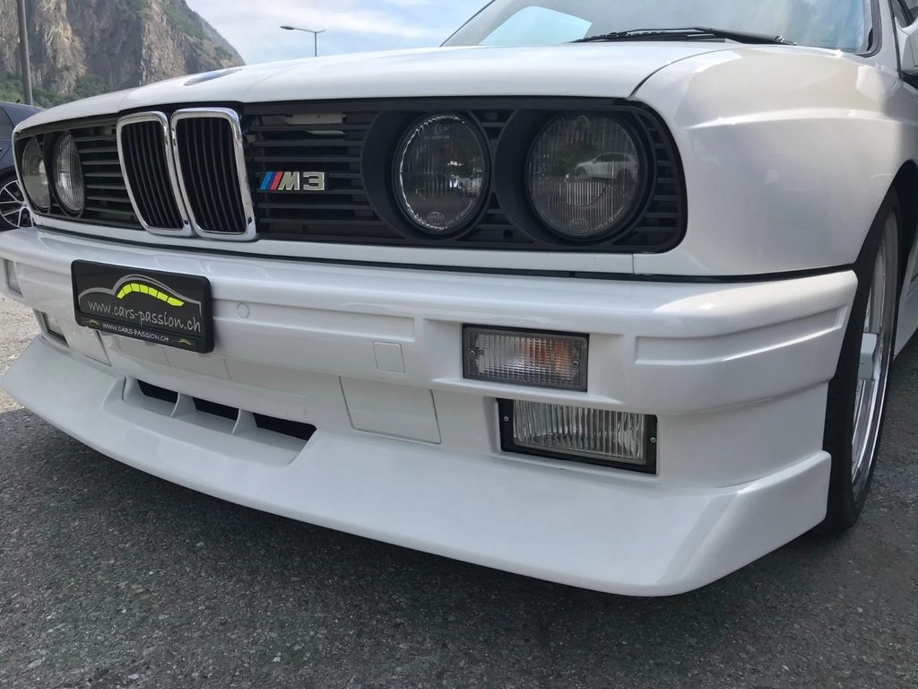 BMW M3 E30 Collector, Essence, Voiture de collection, Manuelle - 5