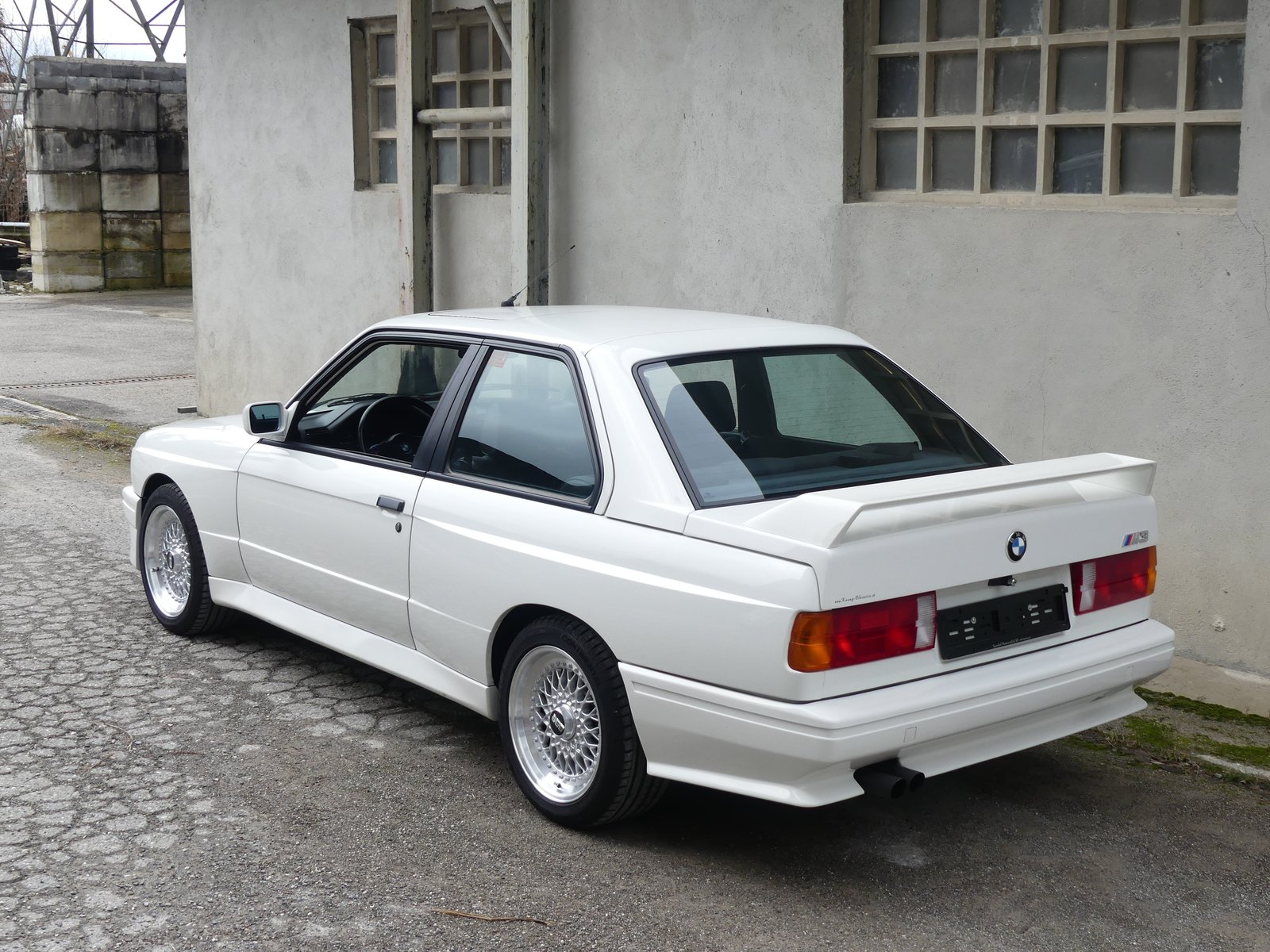 BMW M3, Petrol, Classic, Manual - 6