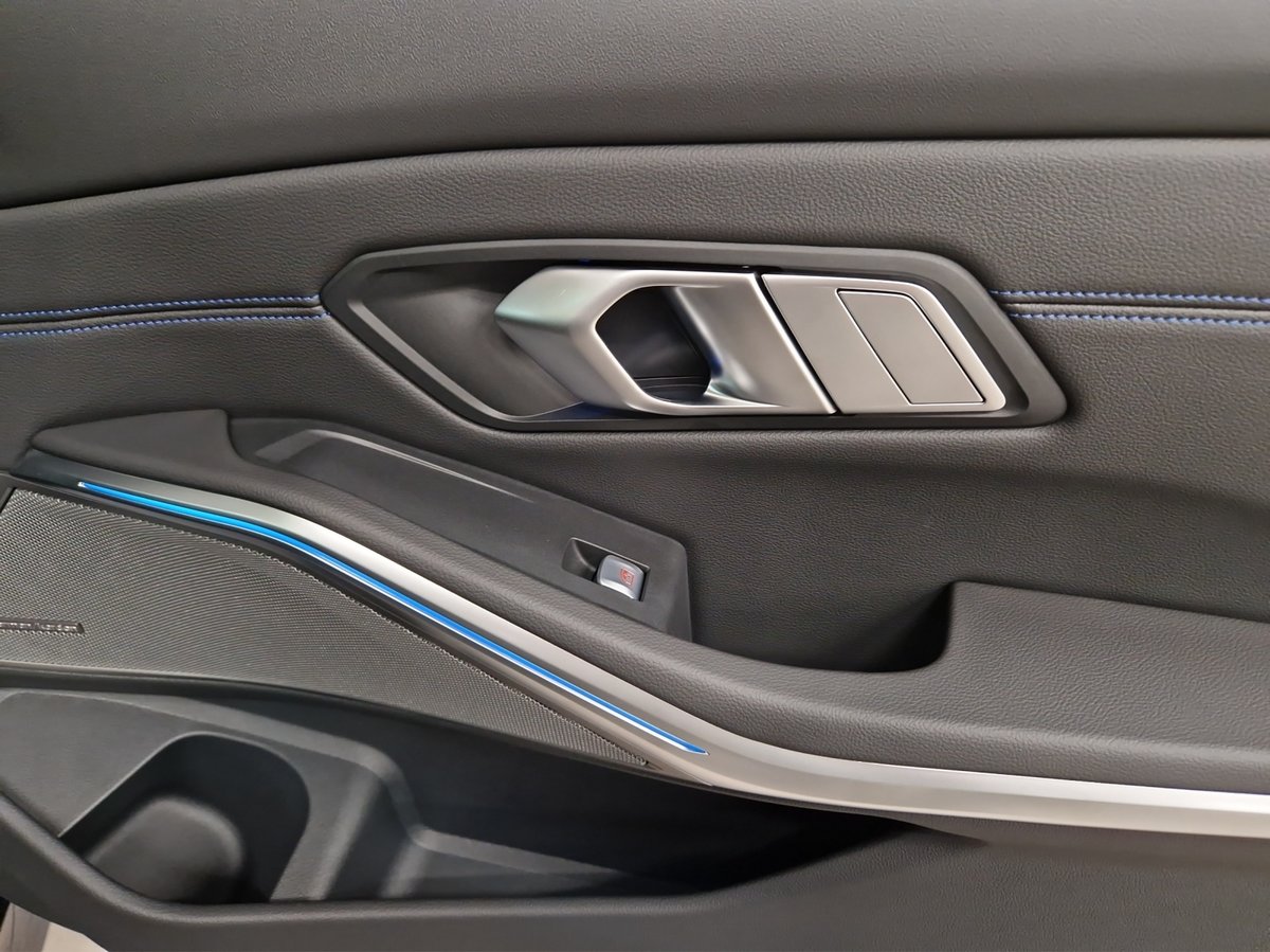 BMW M340d 48V Touring Steptronic M Sport Pro, Hybride Léger Diesel/Électricité, Voiture nouvelle, Automatique - 4