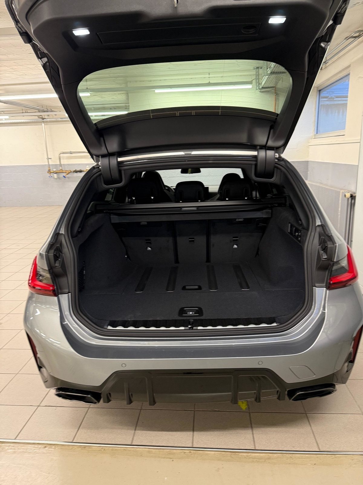 BMW M340d xDrive Touring, Mild-Hybrid Diesel/Elektro, Neuwagen, Automatik - 5
