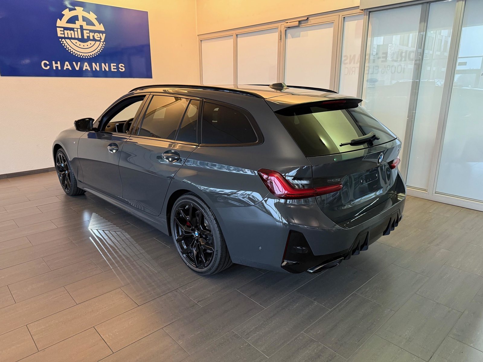 BMW M340d xDrive Touring, Hybride Léger Diesel/Électricité, Voiture nouvelle, Automatique - 2