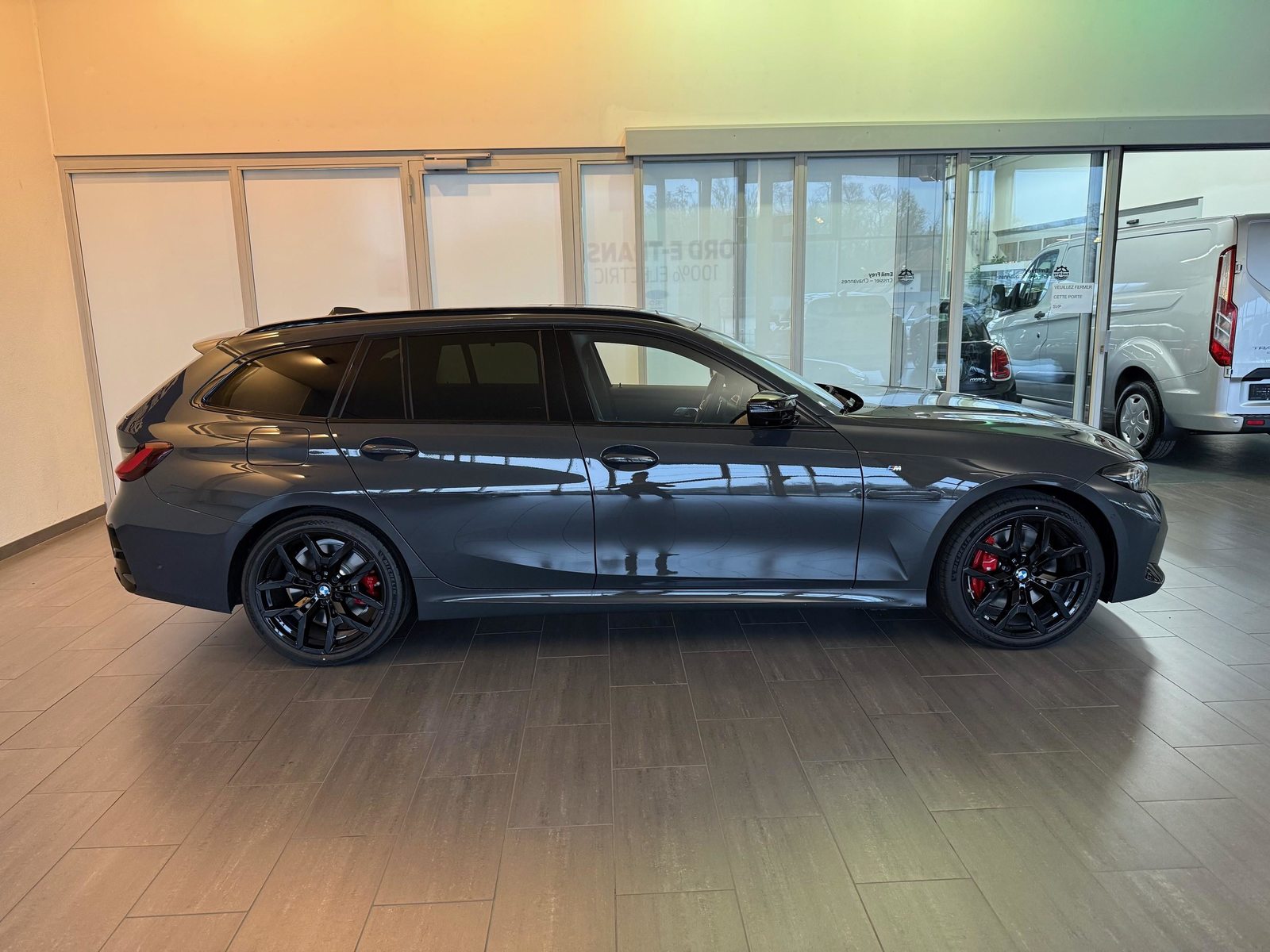 BMW M340d xDrive Touring, Hybride Léger Diesel/Électricité, Voiture nouvelle, Automatique - 4