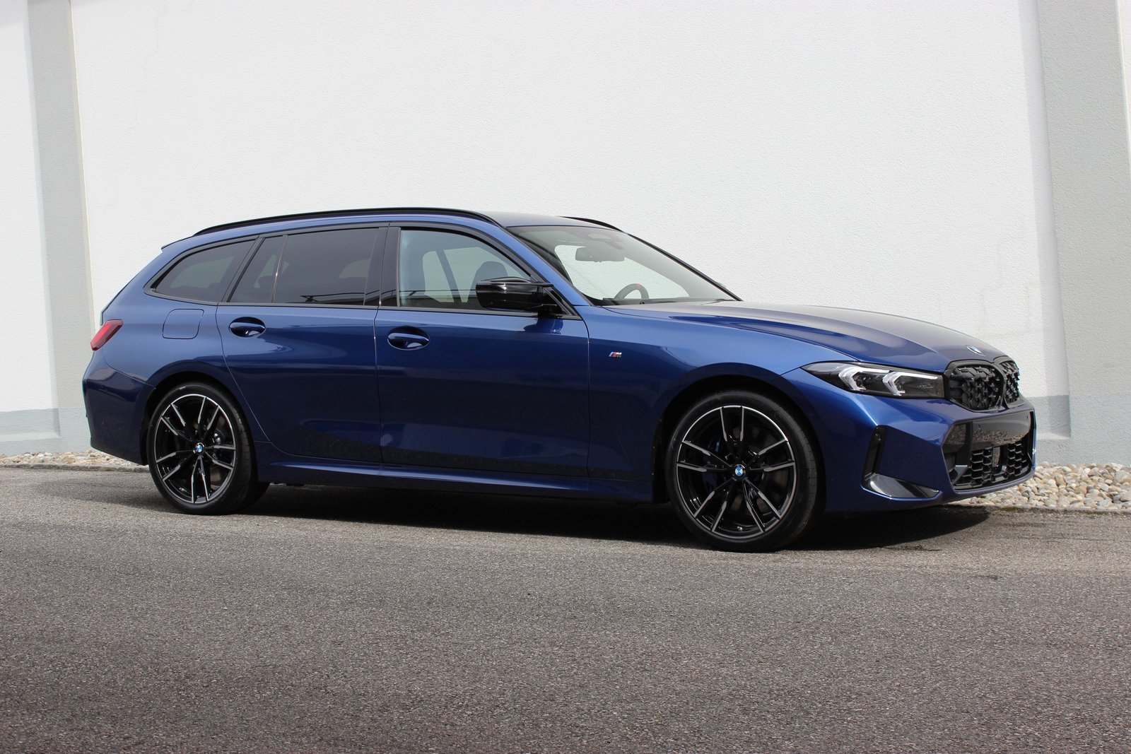 BMW M340i 48V Touring M Sport Pro Individual LE MANS, Petrol, New car, Automatic - 5