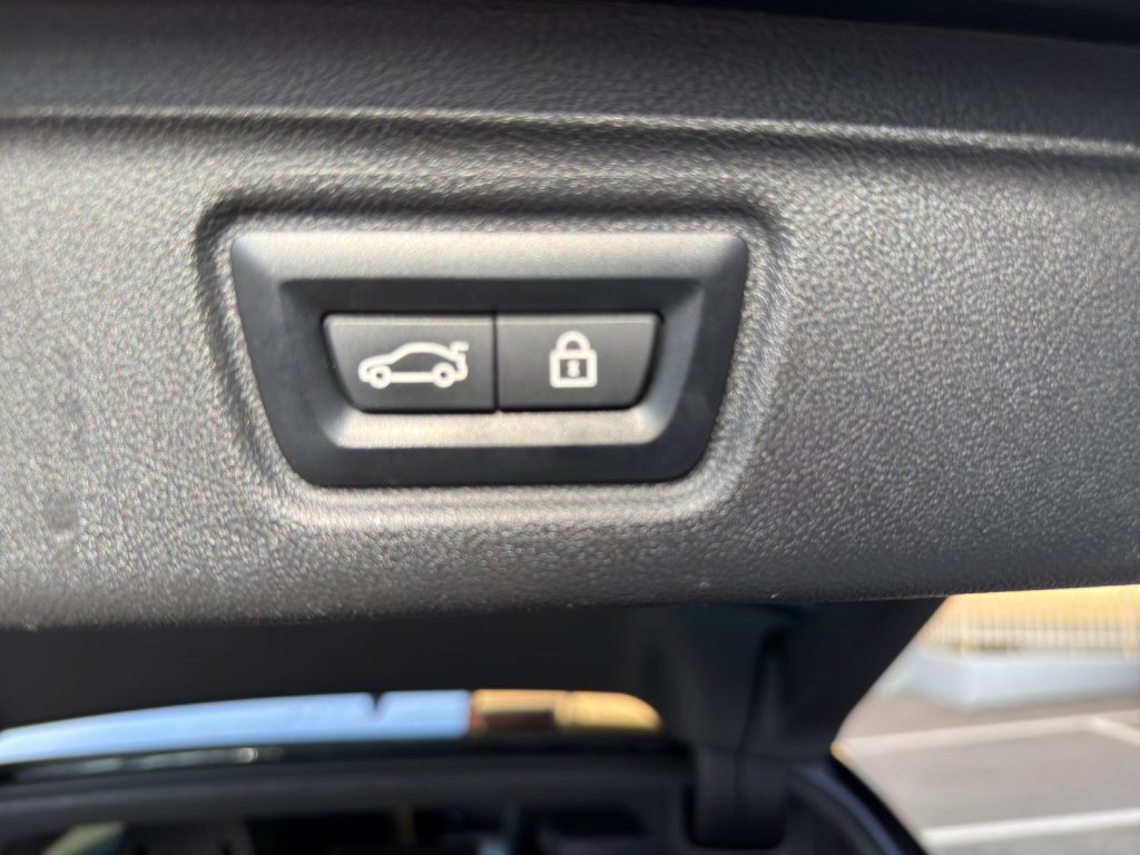 BMW M340i  Touring, Hybride Léger Essence/Électricité, Occasion / Utilisé, Automatique - 7